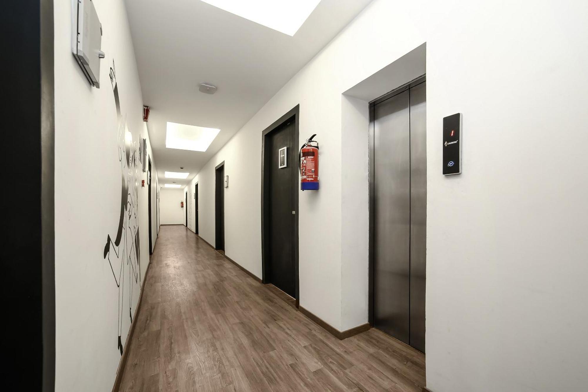 Collection O Townhouse 069 Hotel Gurgaon Exterior photo
